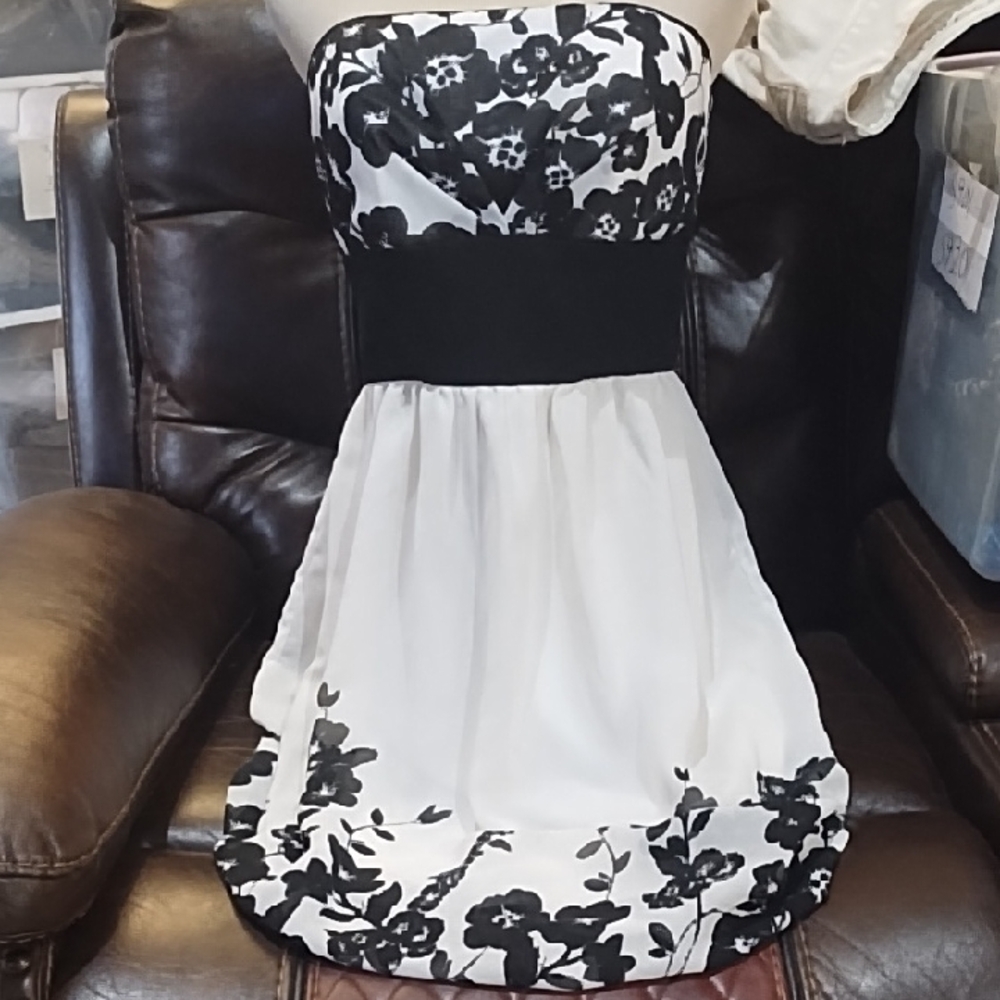 White House Black Market Strapless Dress with Black Floral Design
